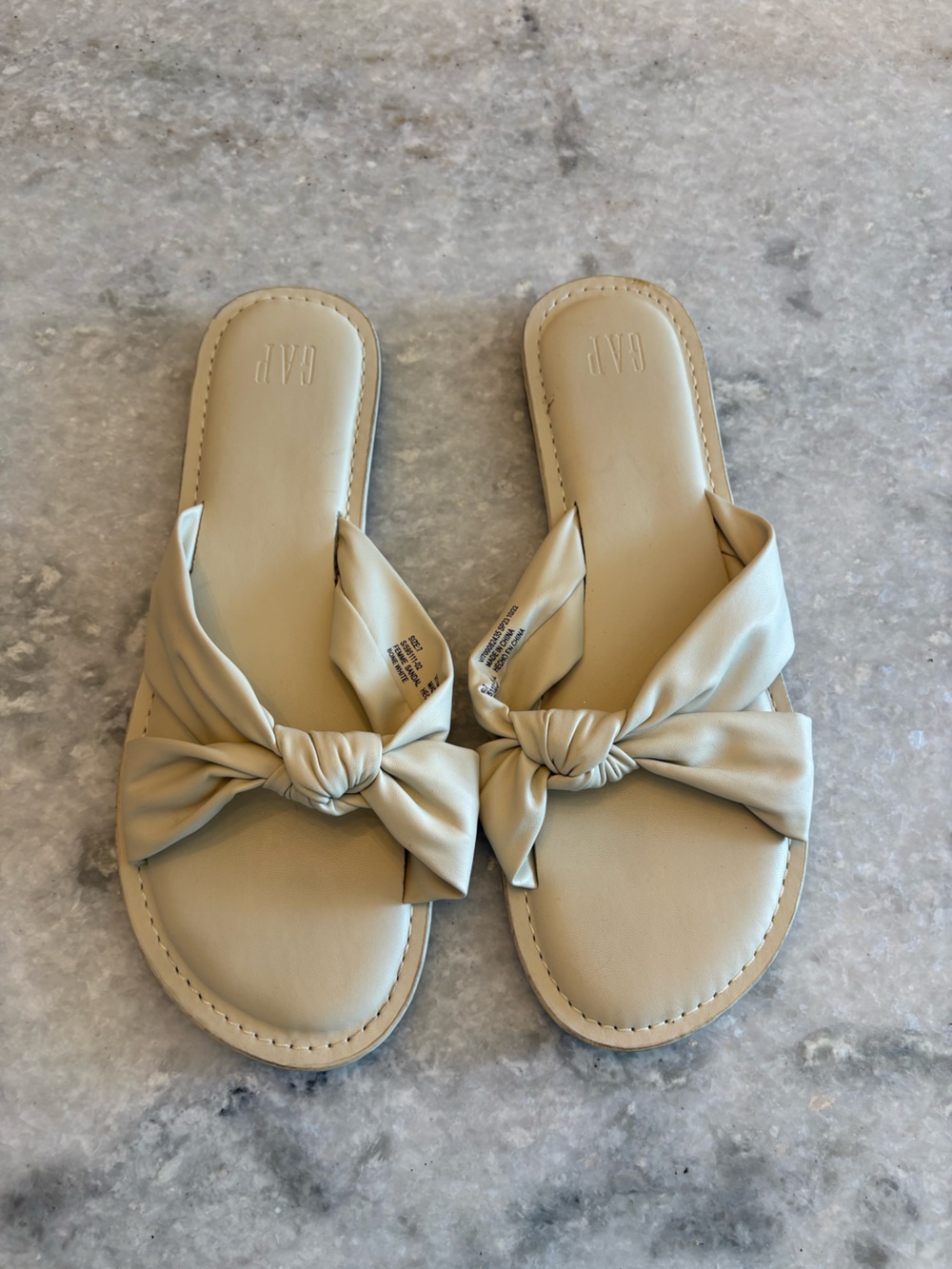 Gap sandals size 7